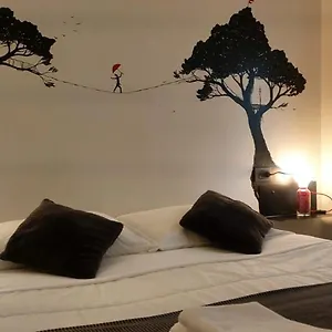 Street Art Отель типа 
